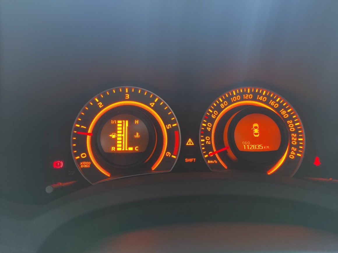 Toyota Auris 1.4D4D Só 112.000 KMS
