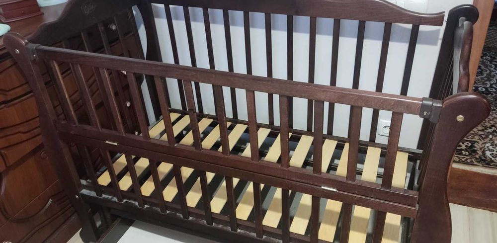 Дитяче ліжечко Кузя.