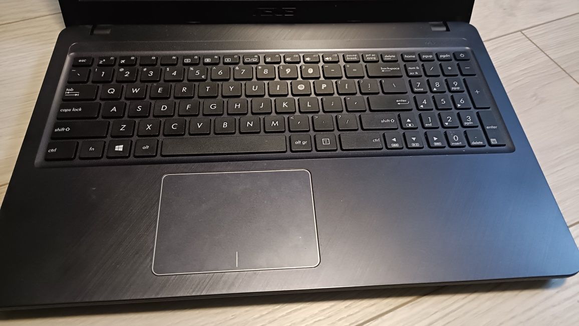 Laptop ASUS F543M 15,6