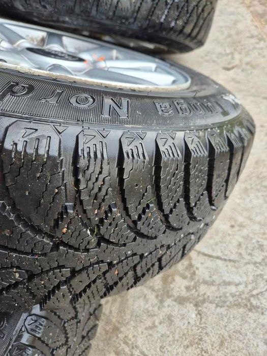 Koła felgi z oponami Audi 80 B4 zimowe