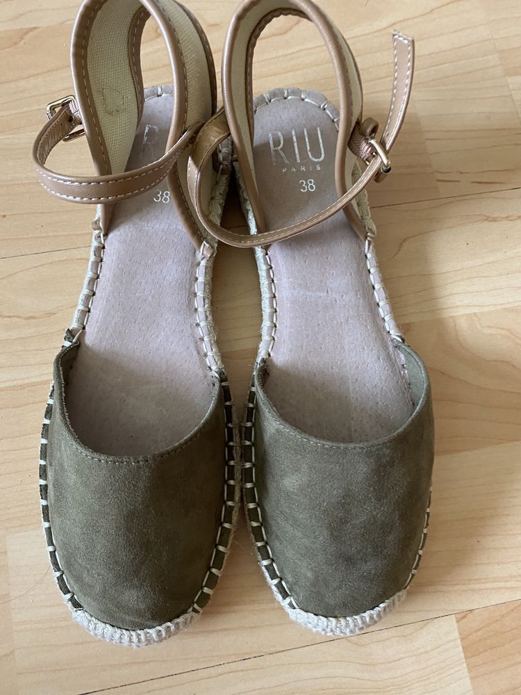 Sandały , espadryle , buty na plaskim nr 37 nowe, Riu Paris