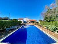 Moradia V4 com piscina e garagem - São Brás de Alportel