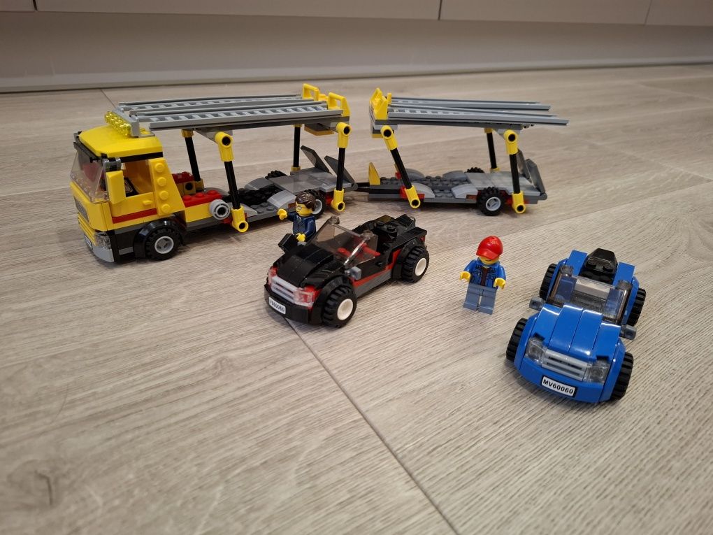 LEGO City транспортувальник автомобілів (60060)
