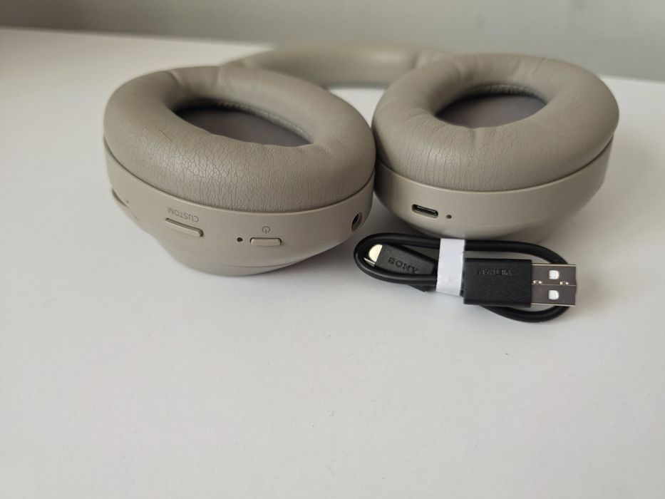 Бездротові навушники Sony WH-1000XM4 – топова якість звуку та ANC