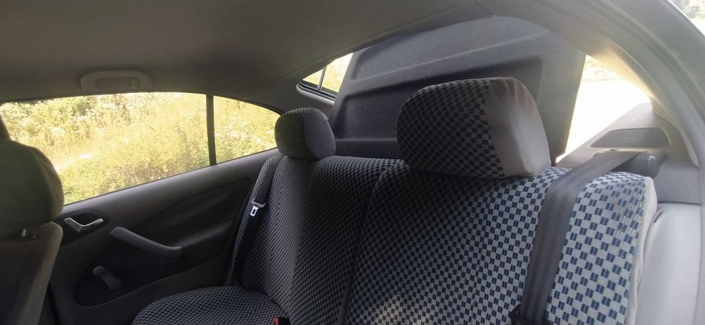 Skoda Octavia 1,6 2004