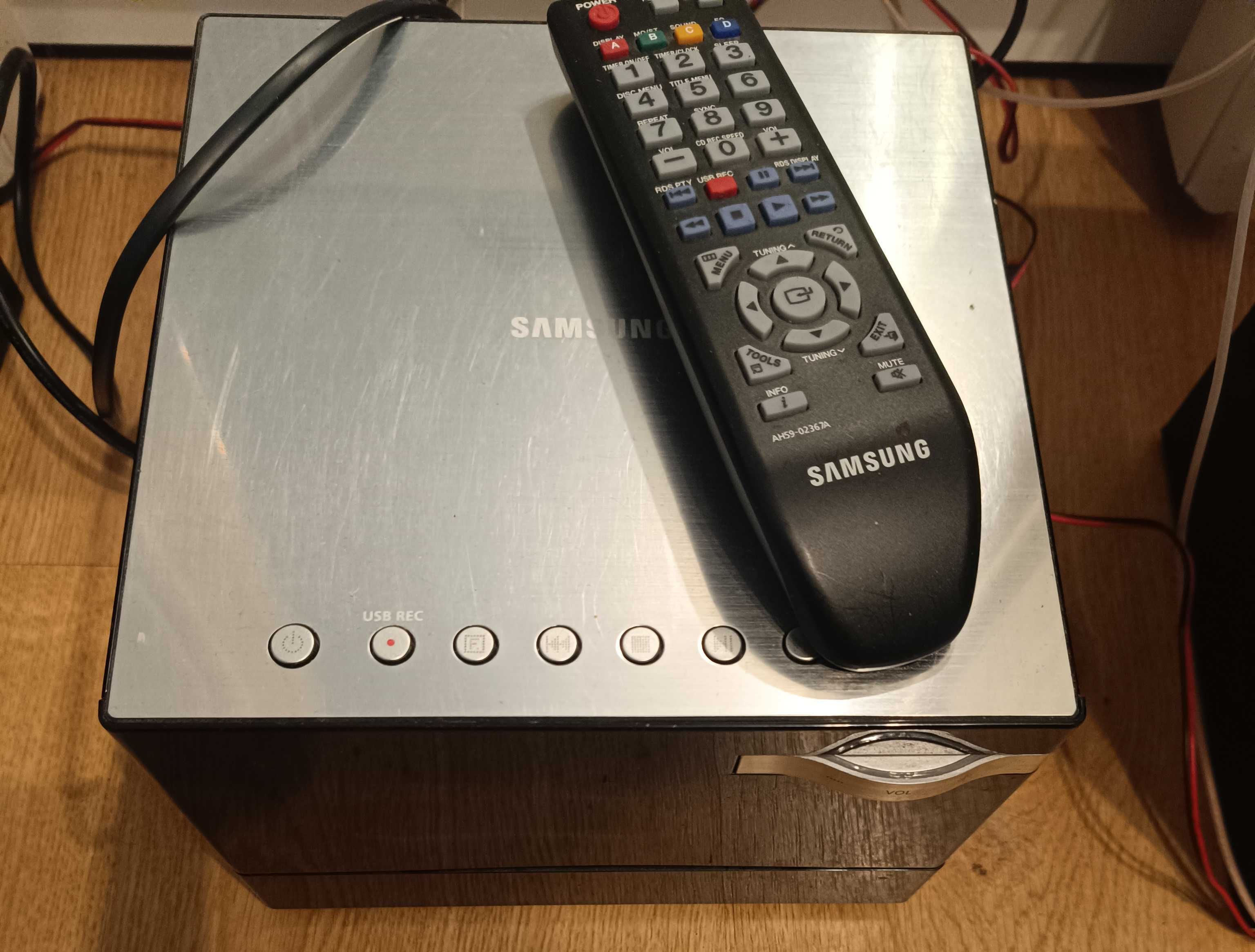 mini wieża SAMSUNG CD USB RDS MP3 PILOT ; 2 x 35 WATT !!