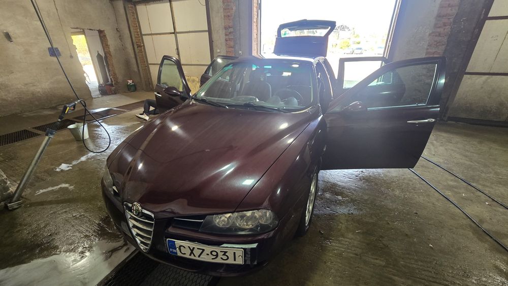 Продам Альфа Ромео 156