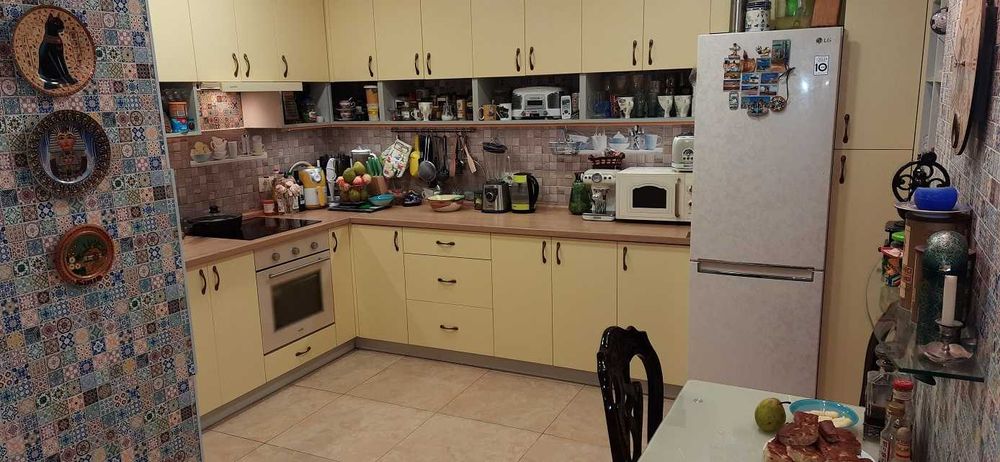 Комфортная, тёплая 2 (+1) квартира с персональным входом.