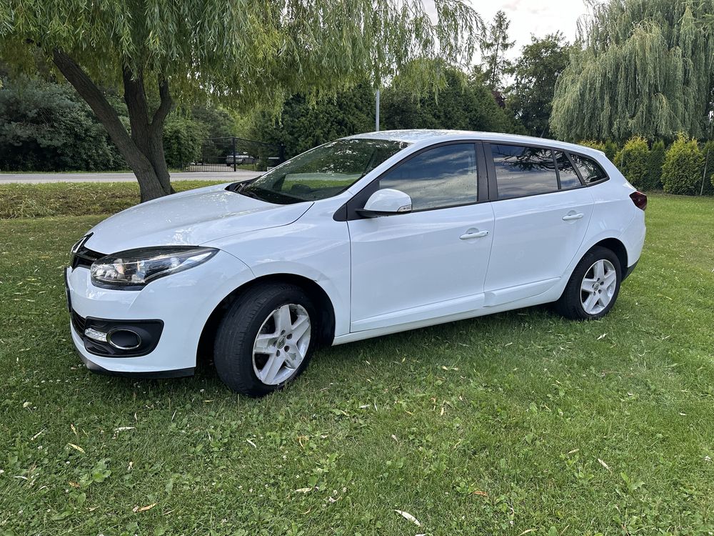 Renault megane kombi benzyna 2015 stan bdb navi klima ledy tempomat