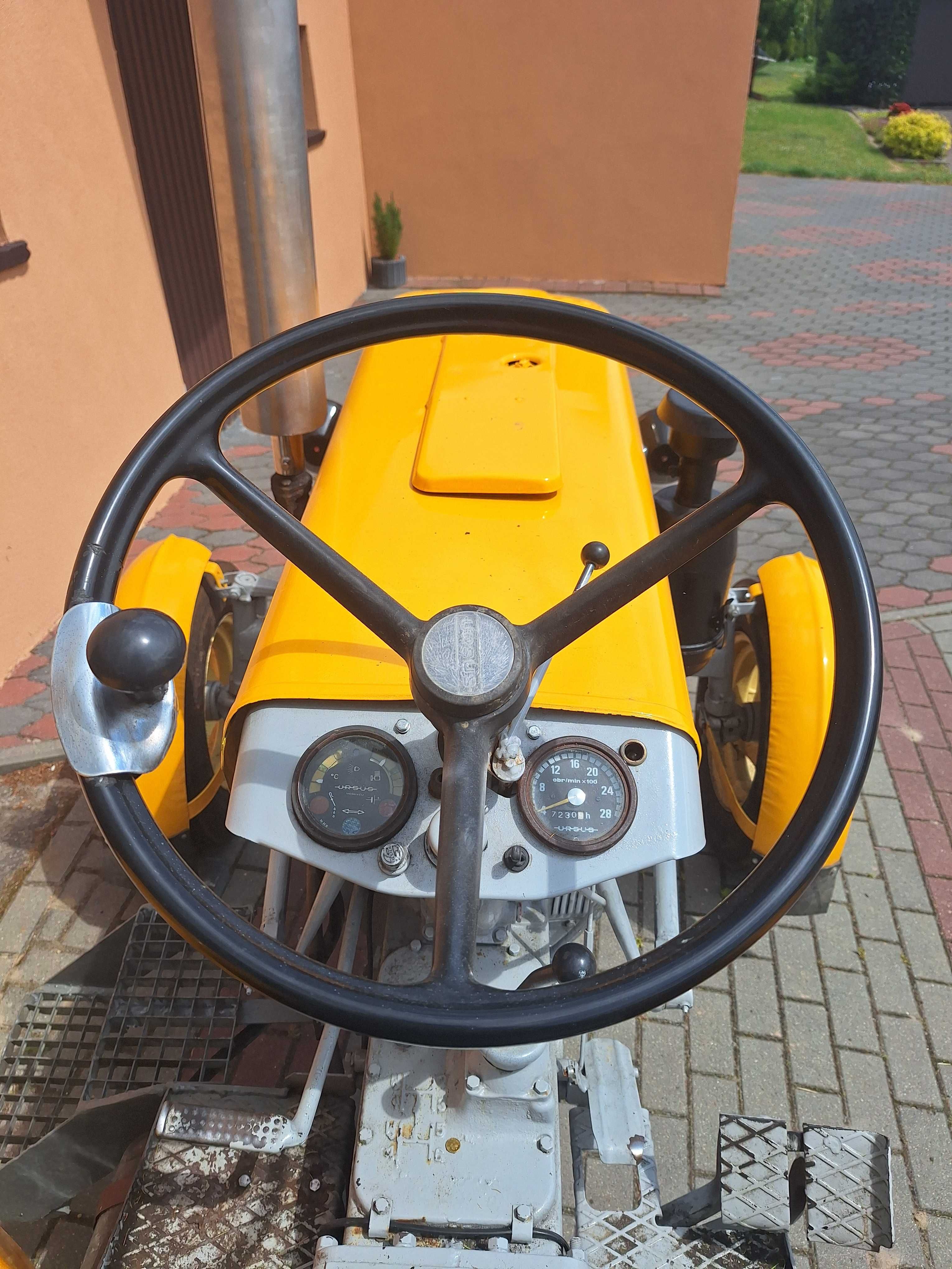 Traktor Ursus C330