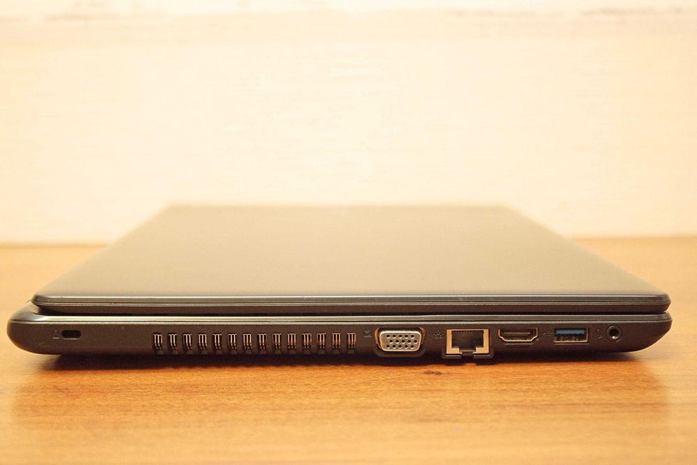 Ноутбук Acer Aspire E15/4 ядра A4-6210/8GB/SSD 128+HDD 500GB/Radeon R5