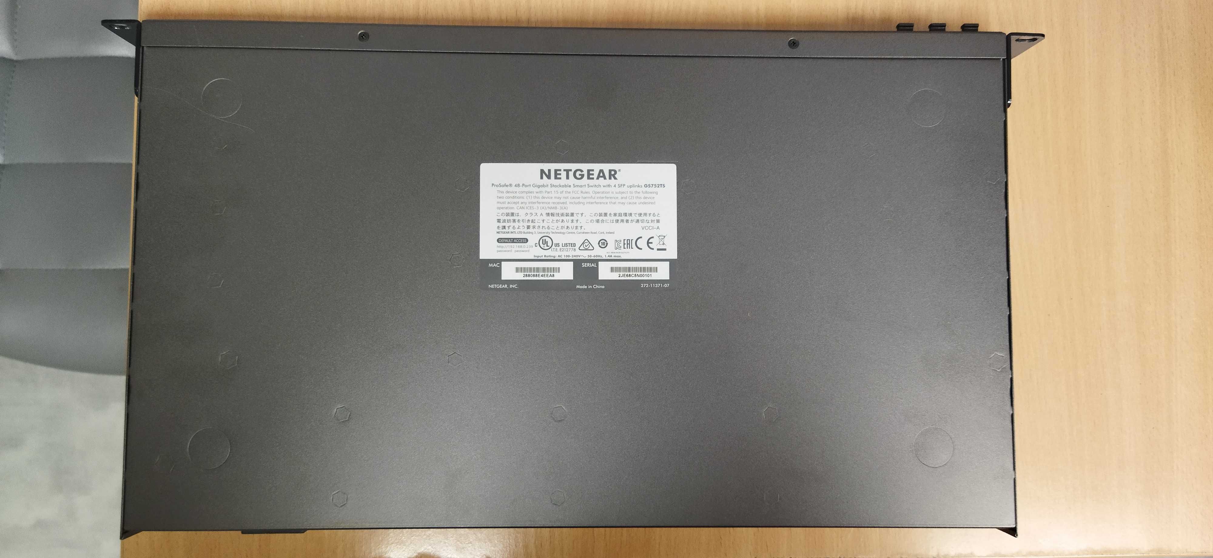 NETGEAR GS752TSB zarządzany switch sieciowy - uszkodzony