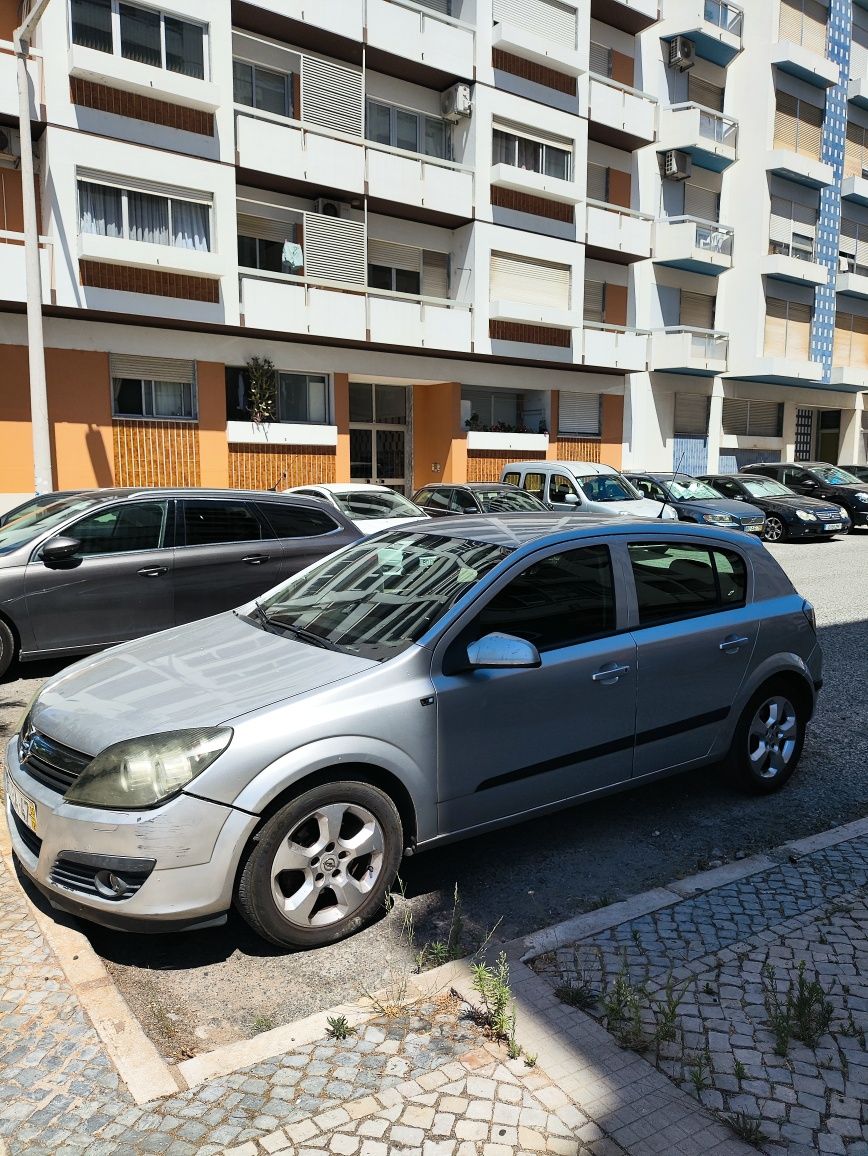 Opel astra 2005 cinzento