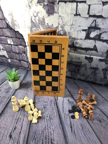 Деревянные шахматы. Нарды. 3в1. Вкрыты лаком