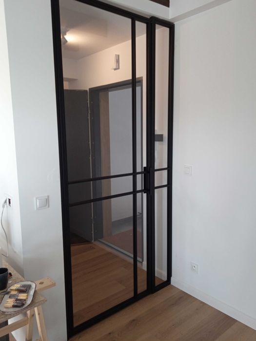 Ścianka loft, drzwi loft, ściana ze szkła, zabudowy loftowe