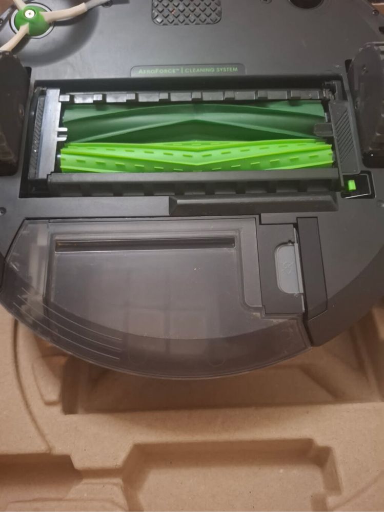 Irobot roomba i3