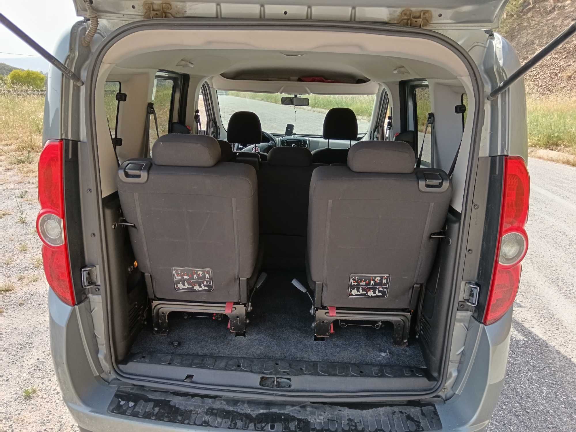 Fiat doblo 7 lugares 1.3 MultiJet 2010