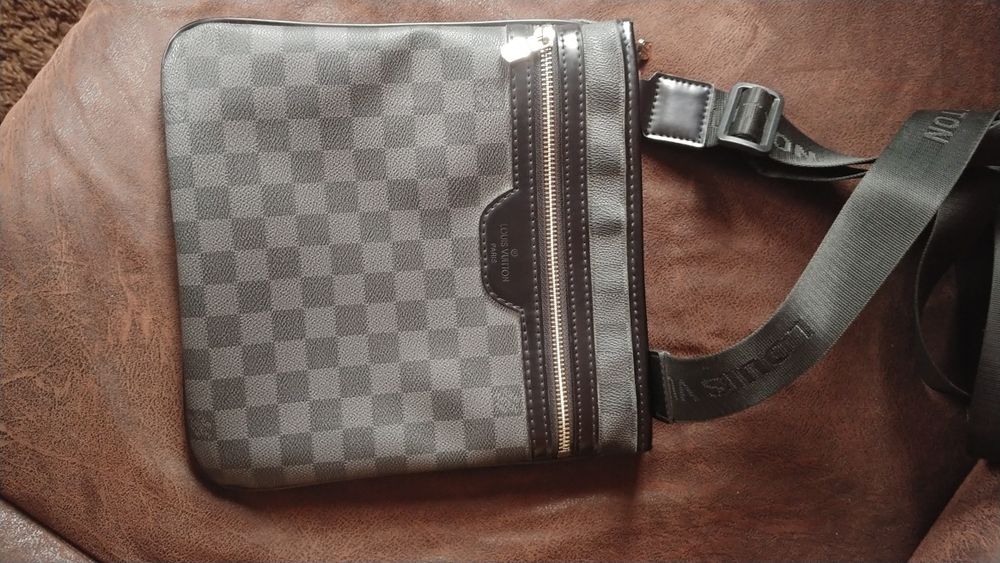 Сумка Louis Vuitton