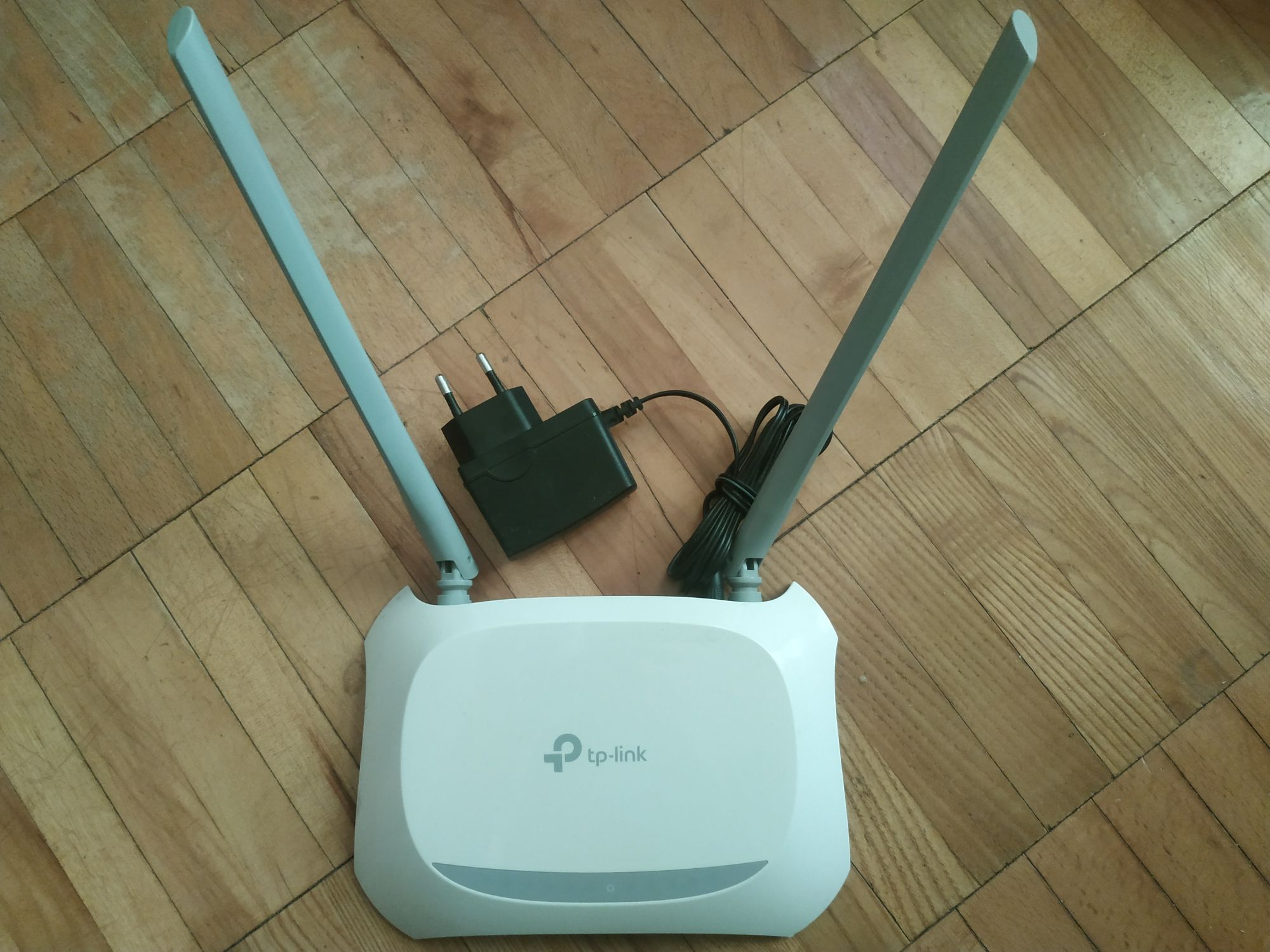 N300 Wi-Fi роутер TP-Link 840N маршрутізатор