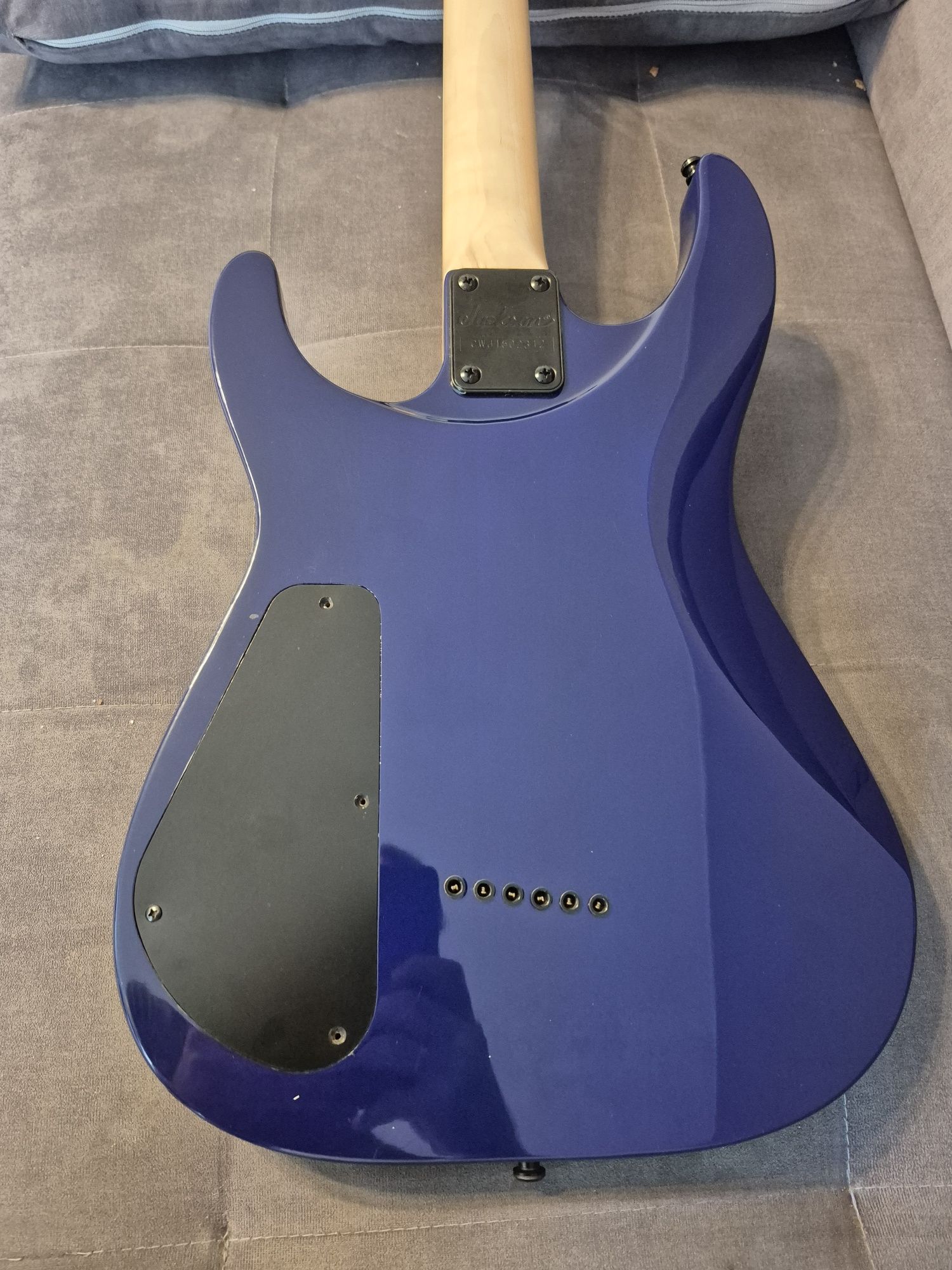 Gitara Jackson JS32 emg81/60TWR