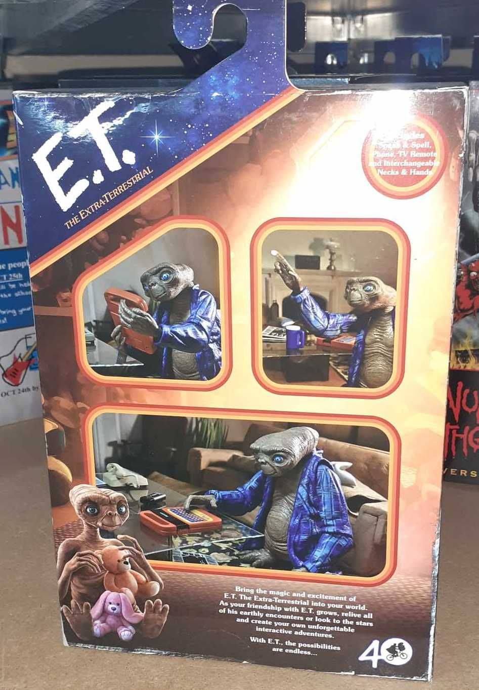 E.T. Ultimate Telepathic figurka 12 cm NECA z okazji 40-lecia filmu