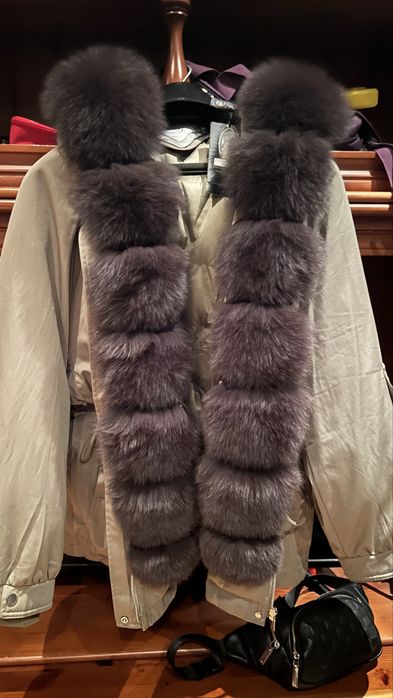 Парка з натуральним песцом