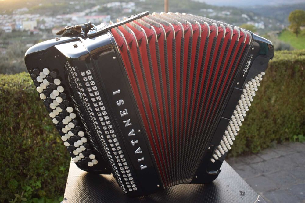 Acordeao Piantanesi  3 Voz 96 Baixox, N . 77