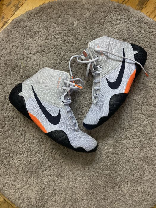 Оригінальні борцівки NIKE TAWA