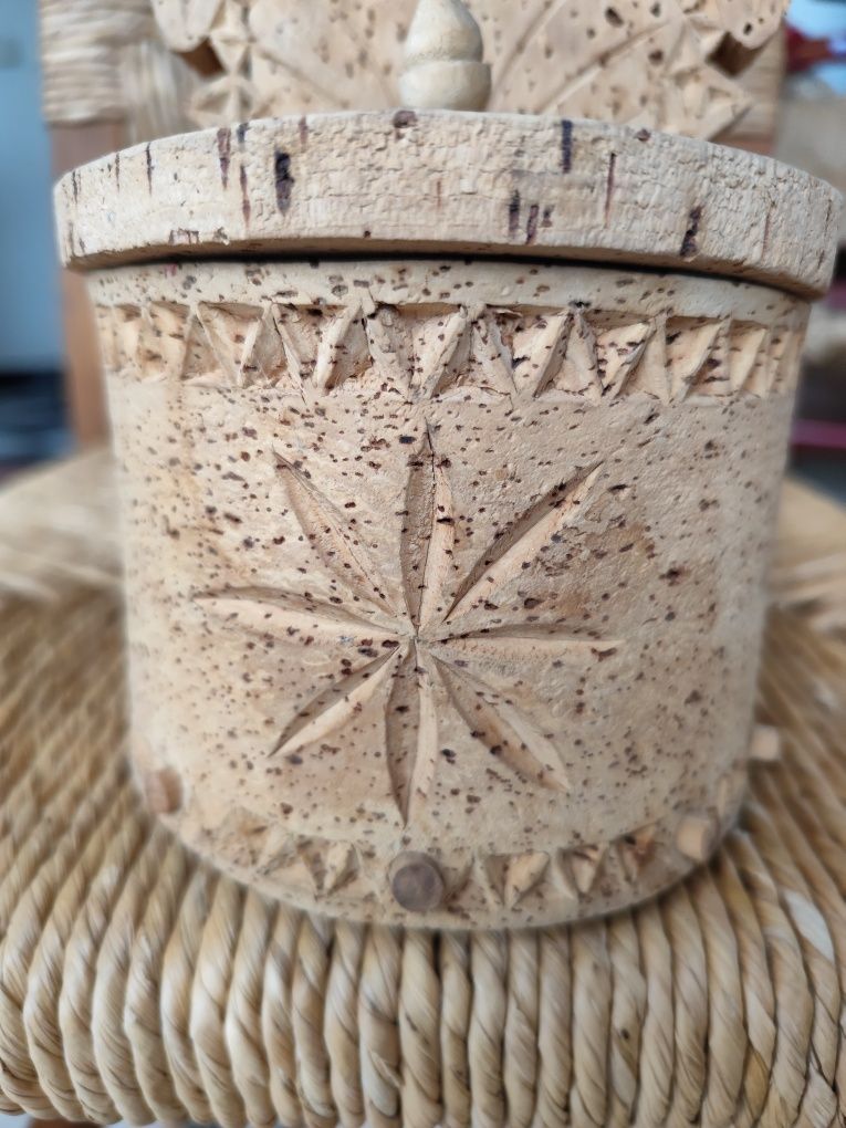 Saleiro Cortiça feito à navalha. Peça Única
