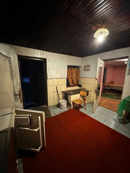 Продається комерційна споруда в смт.Дубове