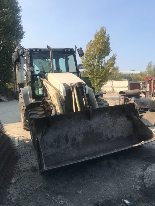 Услуги экскаватор-погрузчик TEREX TLB840