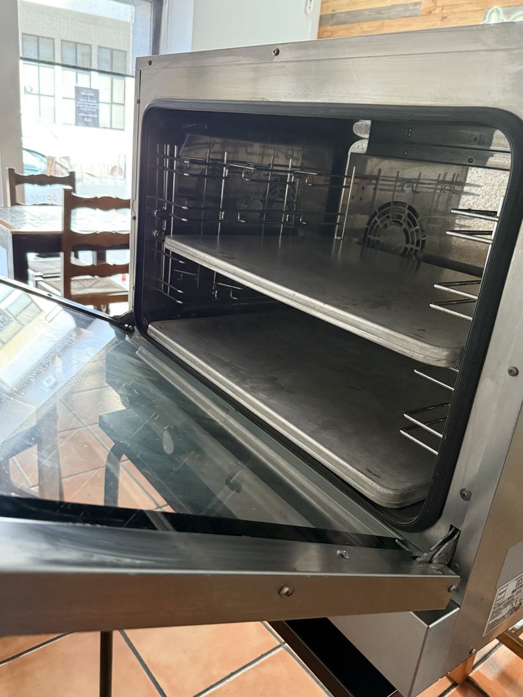 Forno Convector
