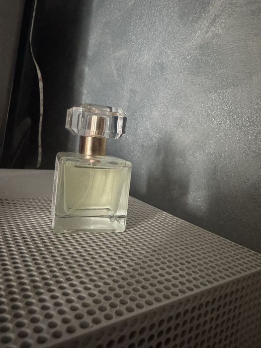 Perfumy do sprzedania