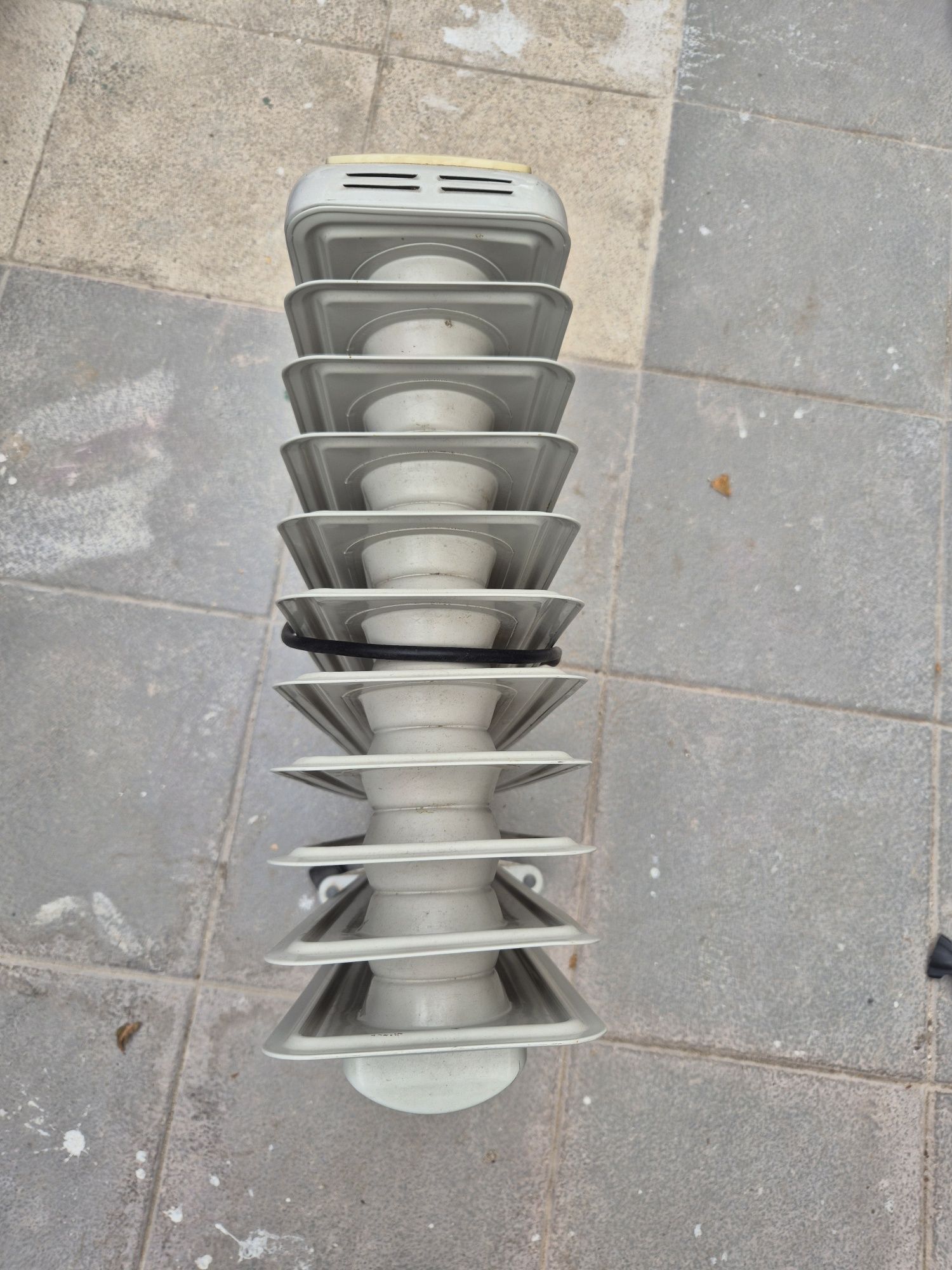 Radiador a Óleo 2400W  KUNFT