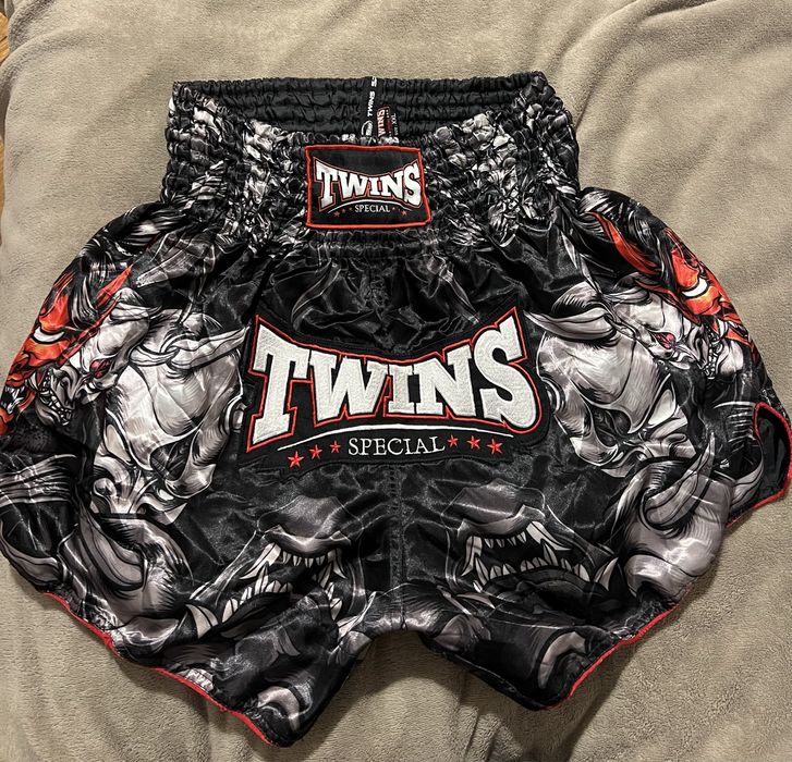 Спортивні шорти Twins оригінал !
