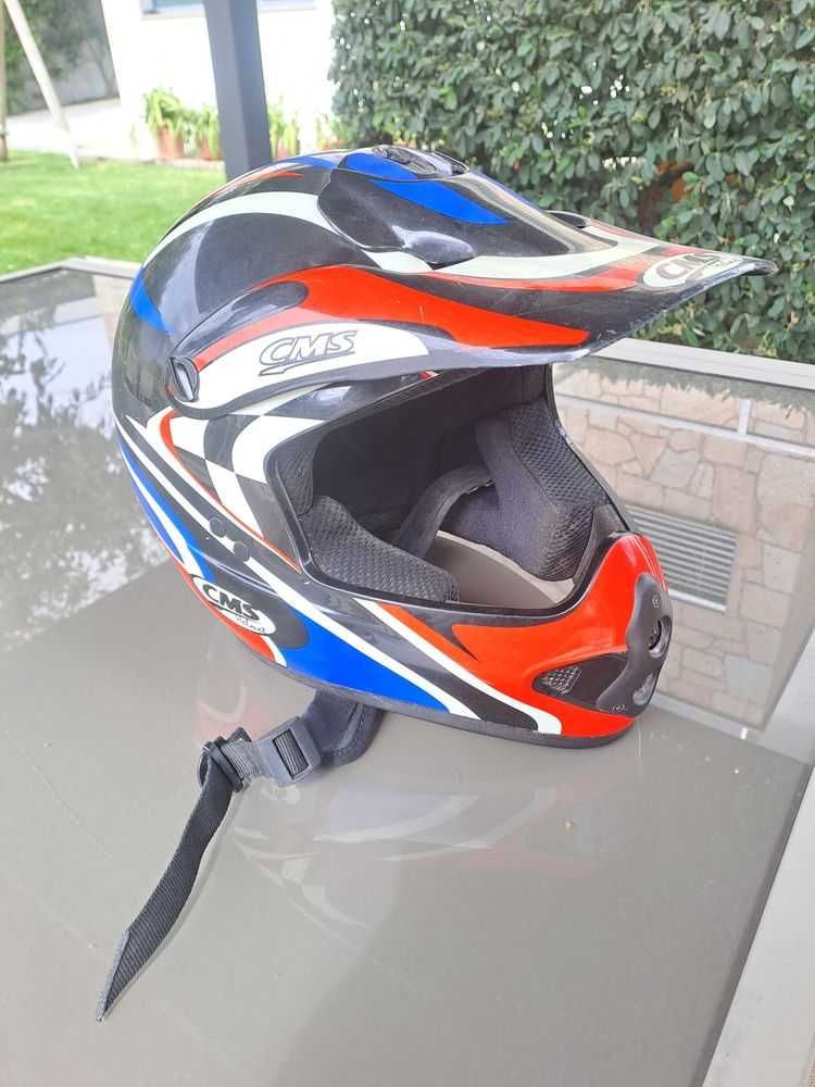 Equipamento motocross, casaco, joelheiras,sweat, cinta,capacete,calças