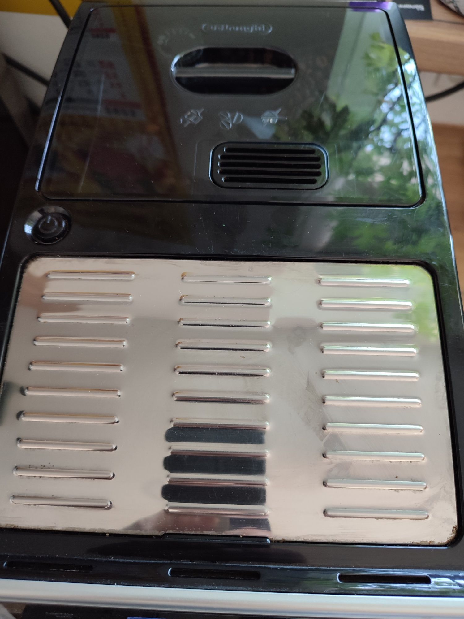 Eksres DeLonghi Autentica Cappuccino Etam29660 z pojemnikiem na mleko