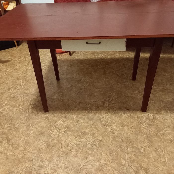 Столы обеденные,  б/у