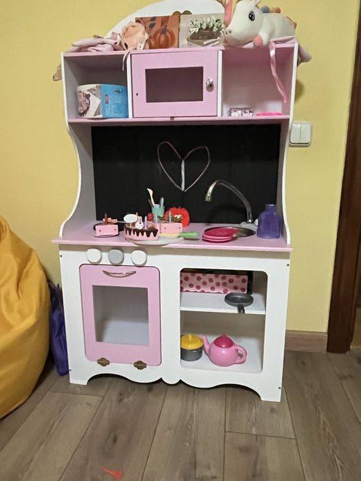 Дитяча кухня іграшки