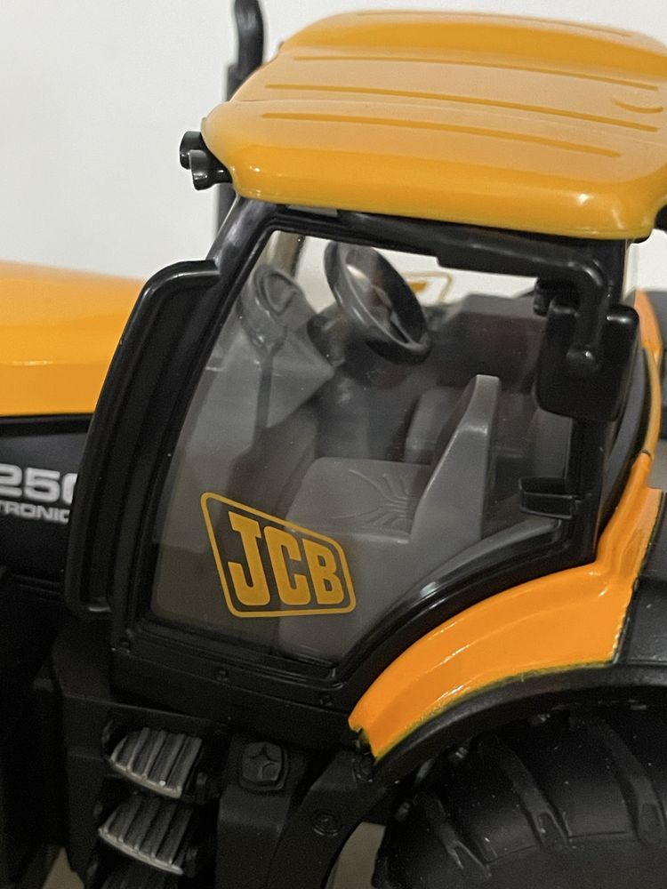 Miniatura JCB 8250 da Siku
