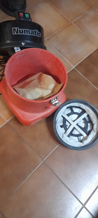 Aspirador NUMATIC - para peças
