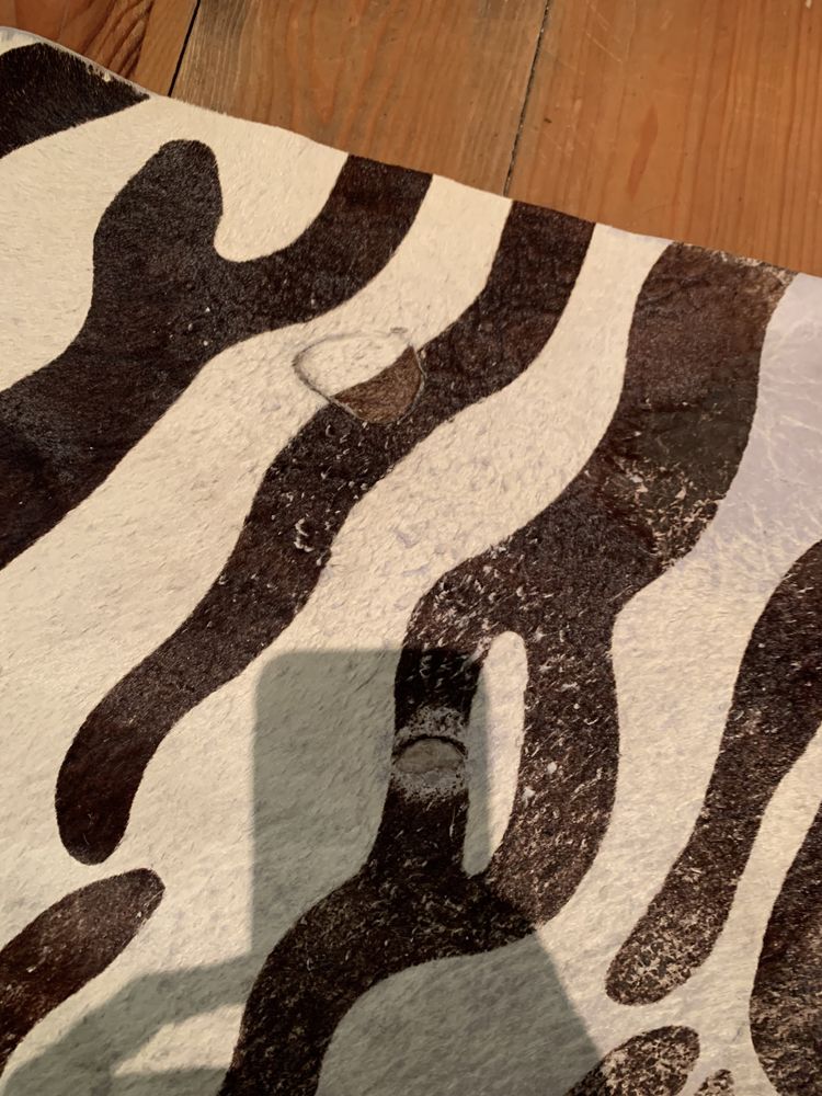 Tapete de pele com impressao zebra