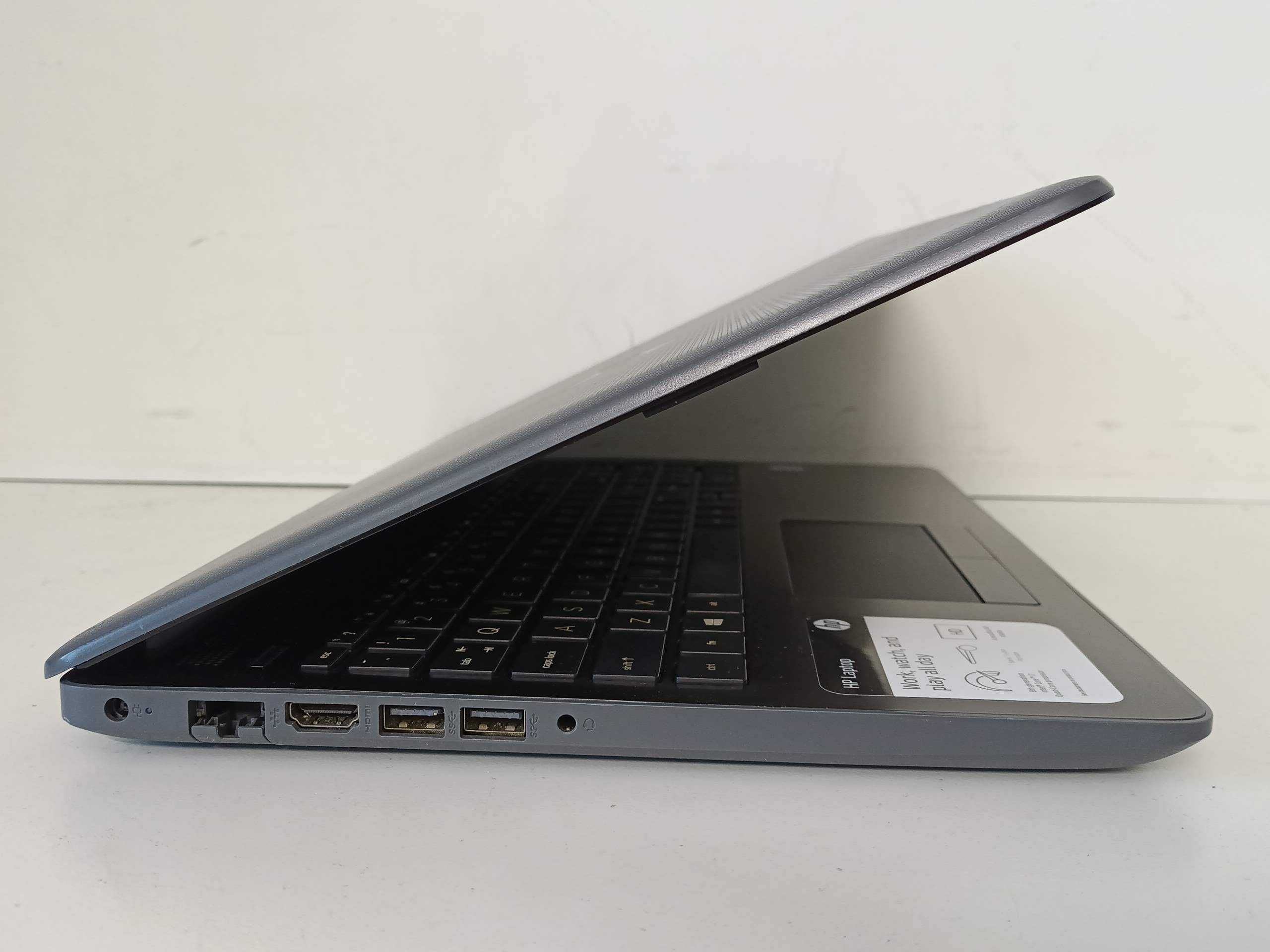 Ноутбук HP 15.6"  i7-8550U 8Gb RAM 200Gb SSD
