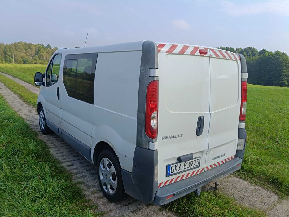 Renault Trafic 2012 rok Holenderka klima 2.0 dCi 115 koni 6 cio os