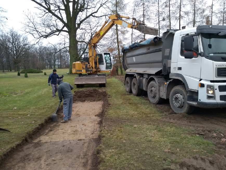 Usługi koparko ładowarka koparka minikoparka wywrotka piach piasek