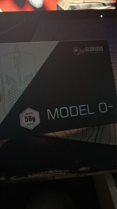 Mousse gamer Glorious Model O-