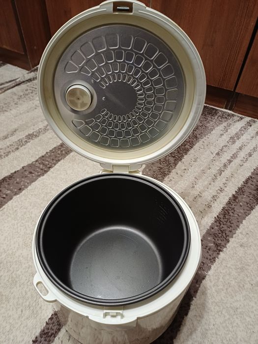 МультиваркаPolaris PMC 0507D Kitchen.