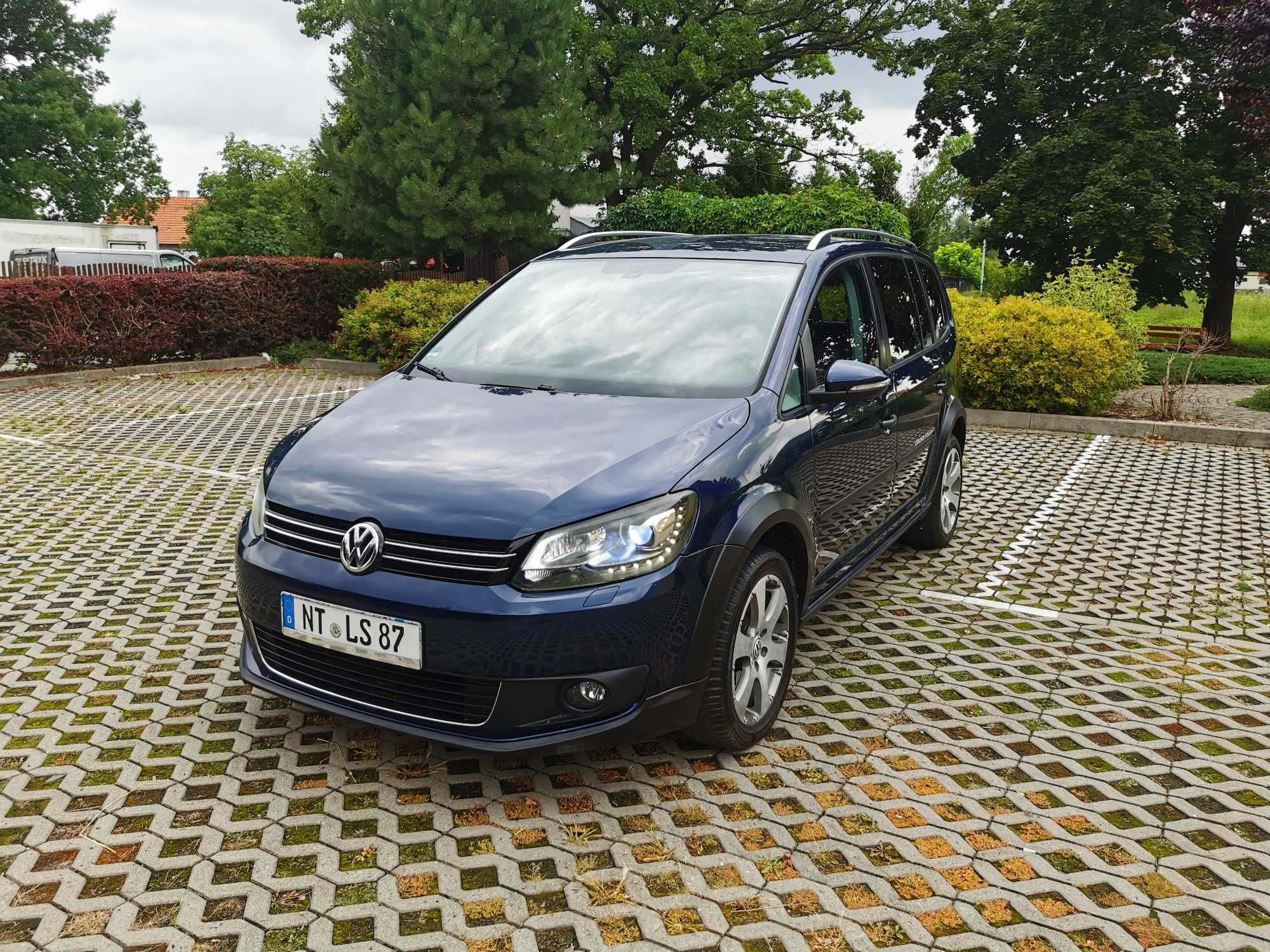 VW TOURAN CROSS 1.6 TDI Xenon, skóra 7 osobowy