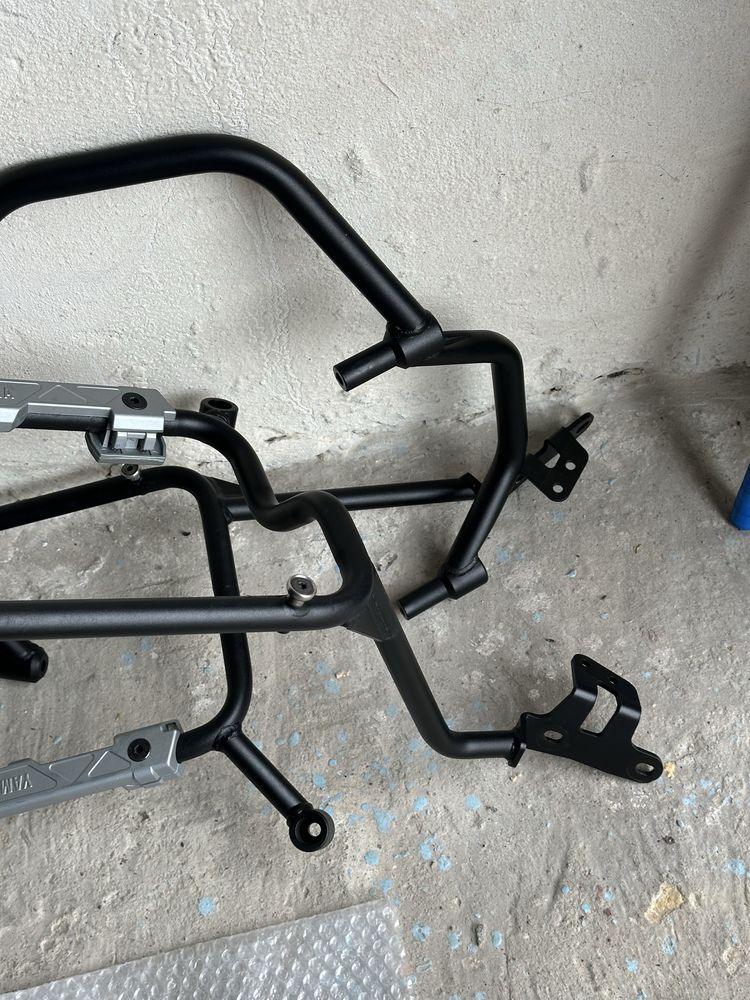 Багажна система Yamaha Tenere 700, дуги, тримачи, захист