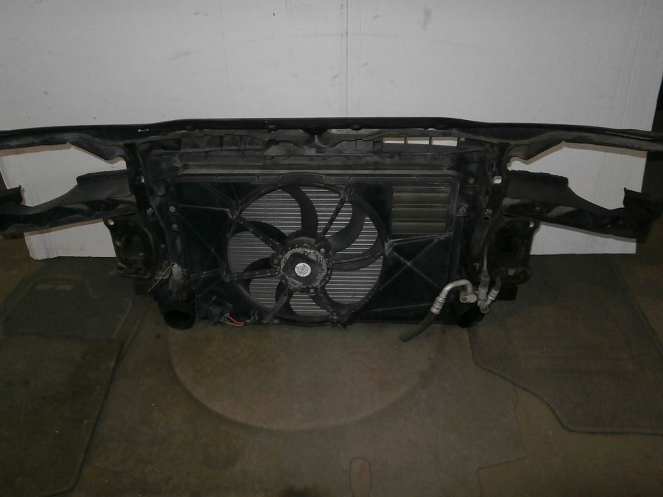 vw golf V plus pas przedni kompletny 1,9 TDI